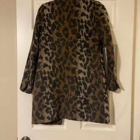 Leopard coat - Picture 2 of 4